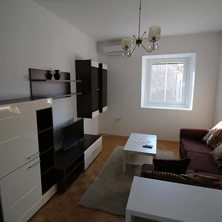Ribica Apartment *