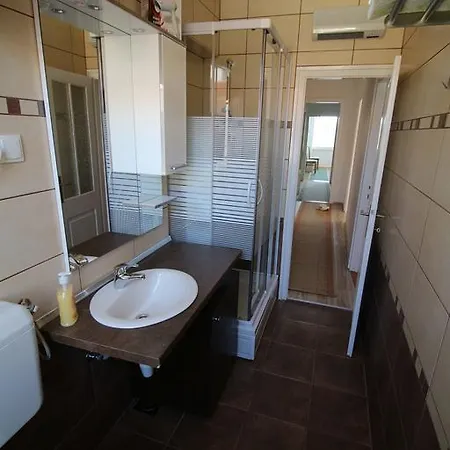 Ribica Apartment *